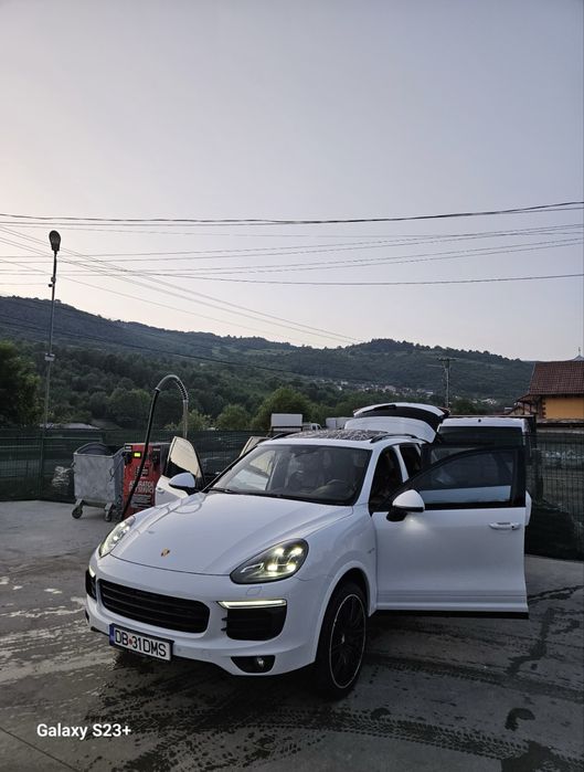 Vand porsche cayenne E-Hybrid Tiptronic S plug-in