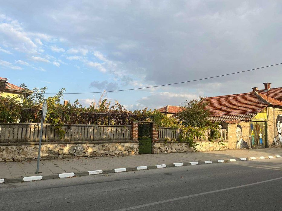 Продава се: Къща РЗП 140 кв.м, двор 675 кв.м, с.Старо Железаре