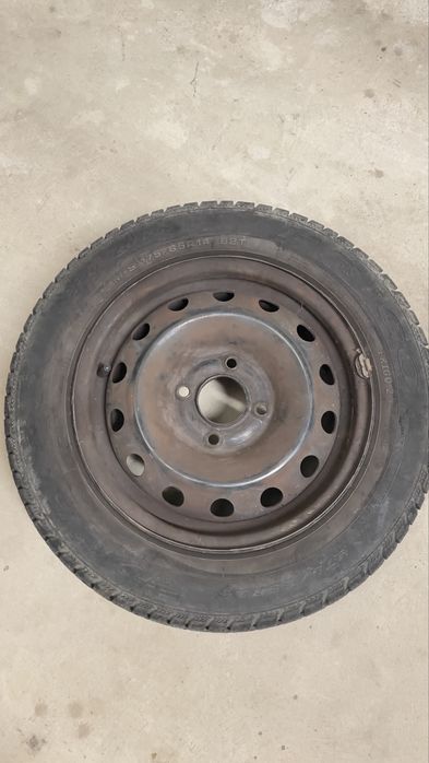 Зимни гуми с джанти Пежо