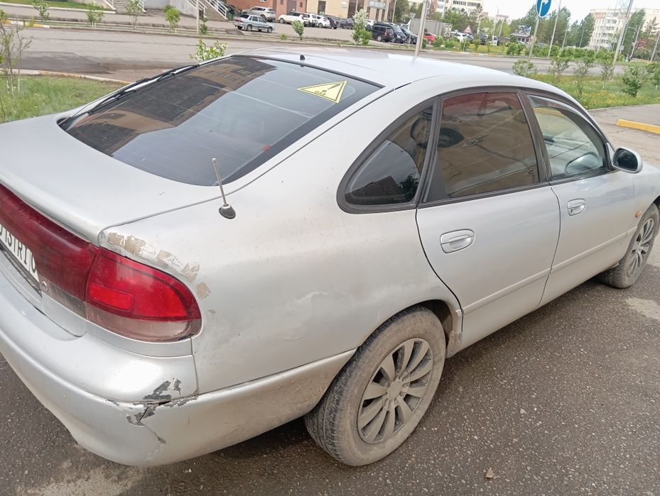 Продам Мазду Кронос