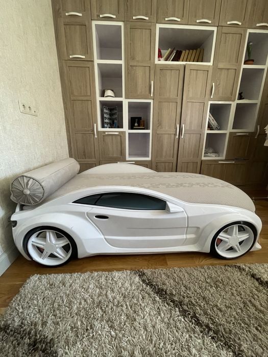 Кровать - машина