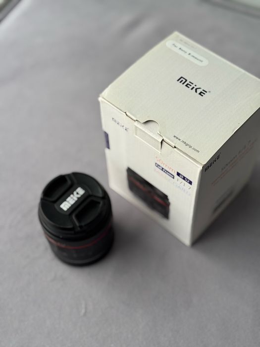 Meike 50mm f/1.7 (Sony E-Mount)