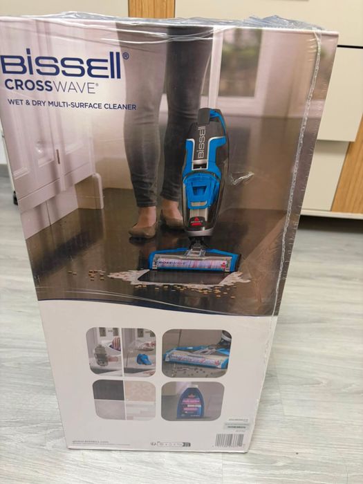 Vând aspirator Bissell CrossWave 17132 – 560W