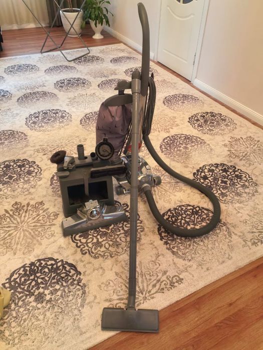 продается Пылесос Kirby