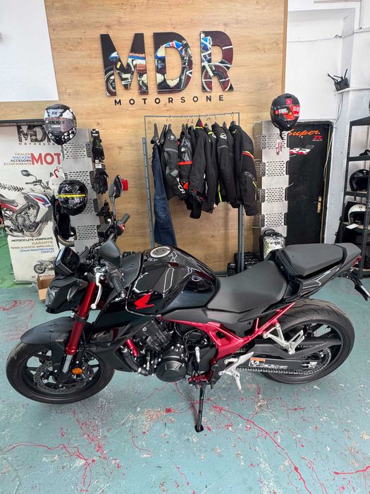 Honda Hornet CB750 2024 -Garantie-
