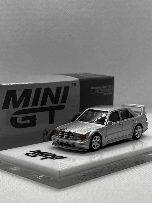 MINIGT | Hotwheels Хотвилс | Mercedes-Benz 190E Evolution (II)