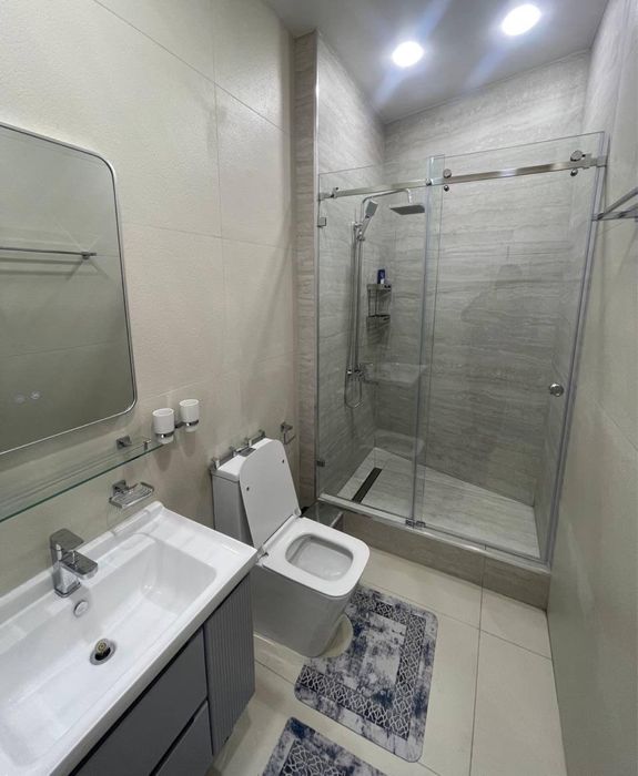 Сдается Квартира !!! В ЖК Беш Чинор с Хорошим Ремонтом !!!