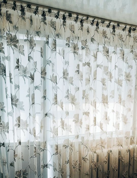 Продам тюль ( органза) шторы