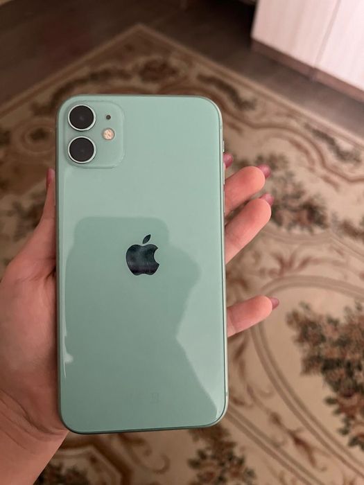 iPhone 11 продам срочно