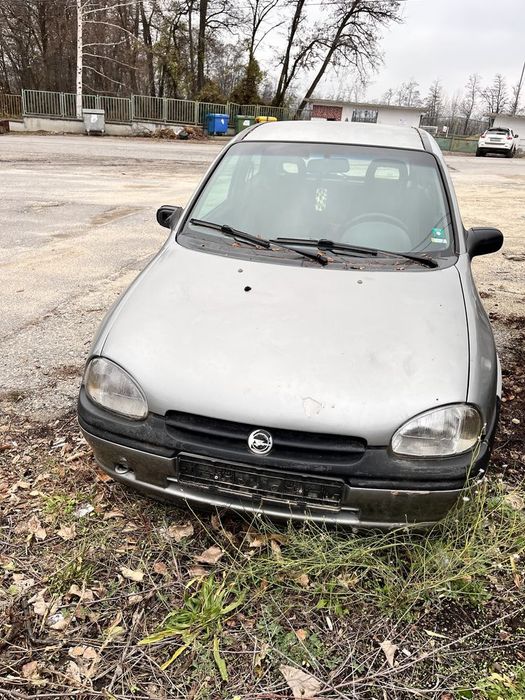 Opel Corsa B 1.2i бензин на Части