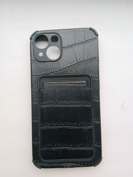 Продам чехлы на 13 айфон