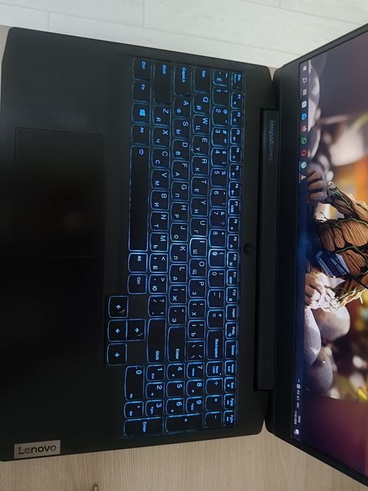 Продам игровой ноутбук