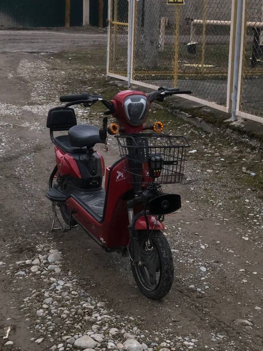 Электроскутер аманат