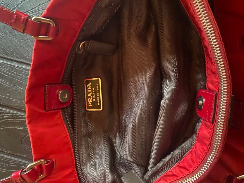 Geantă Prada Tessuto Basic Cherry