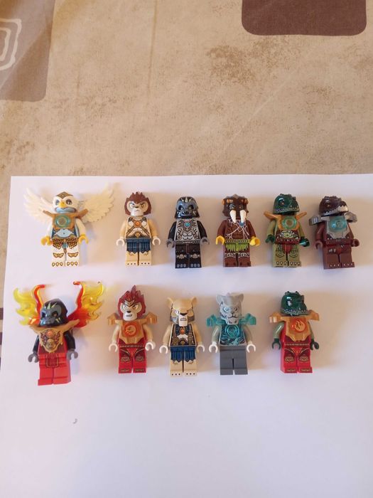 Lego Castle cavaleri vechi 1979-2016 si Legends of Chima