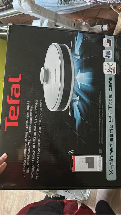 Продам робот пылесос Tefal
