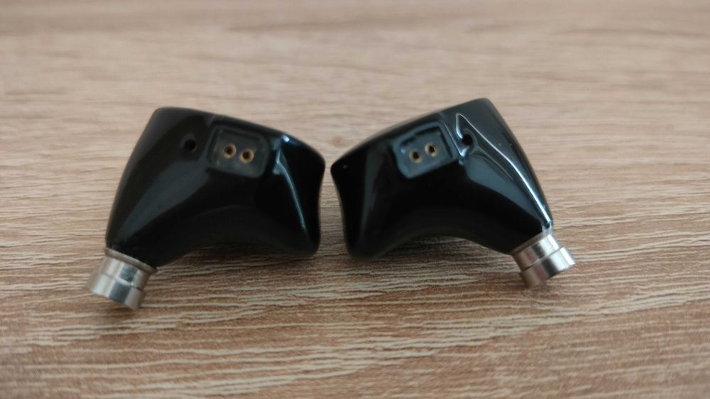 IEM слушалки ISN Audio H20 + кабел ISN C8