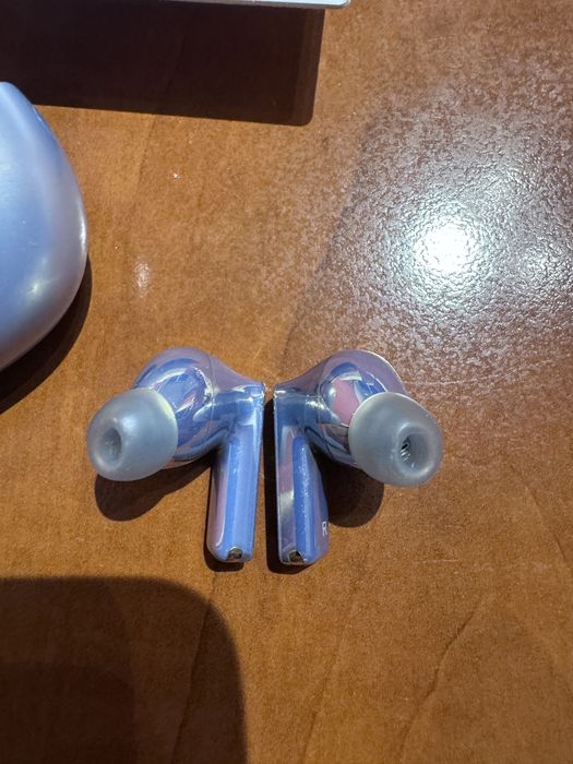 Căști Huawei FreeBuds Pro 2 – stare foarte bună, complete în cutie