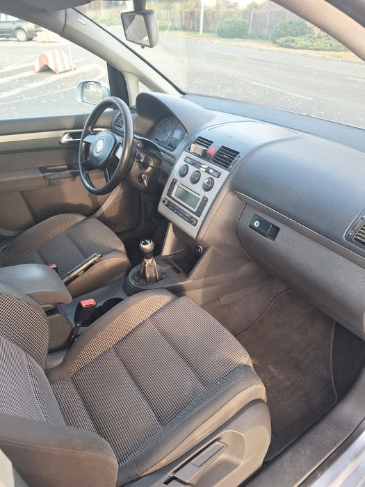 Vând vw touran, 2004,