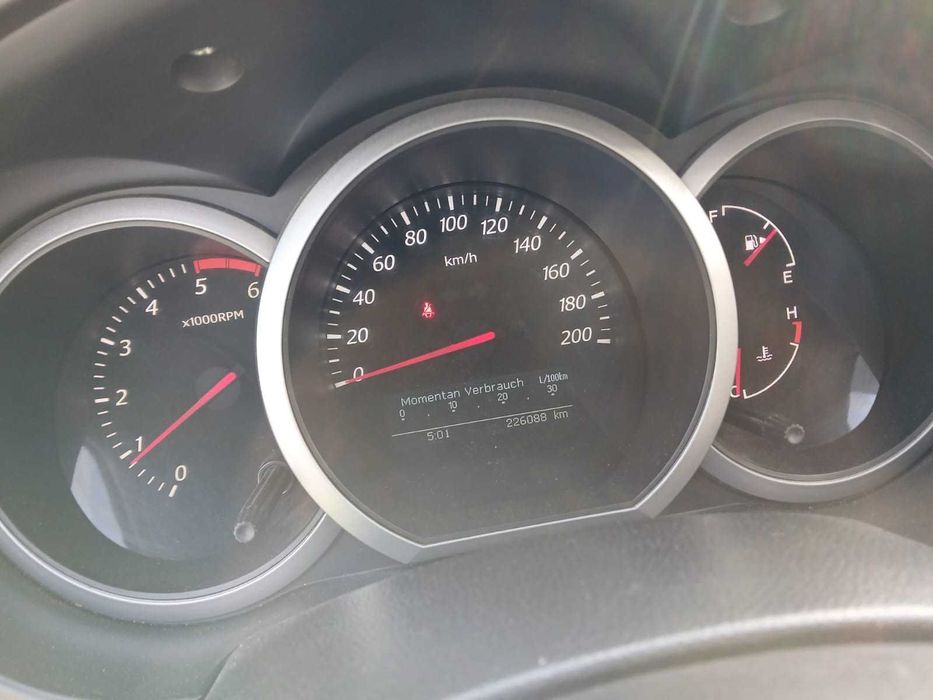 Suzuki Grand Vitara 1.9 DDiS, 2010, dublu climatronic, stare foarte buna