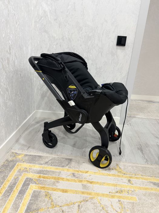 Продам каляску  автокресло