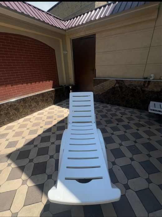 Лежак Шезлонги для бассейнов