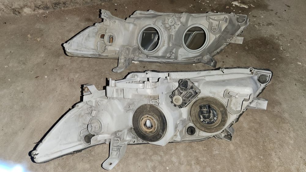 Фары Камри 40 правый