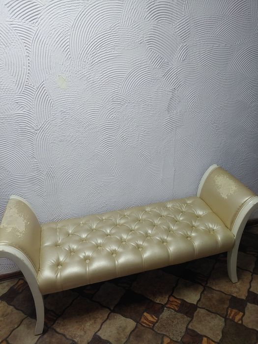 Продается кресло и кушетка б/у