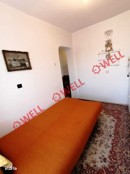 Apartament cu 3 camere de vânzare pe strada Dozsa György!
