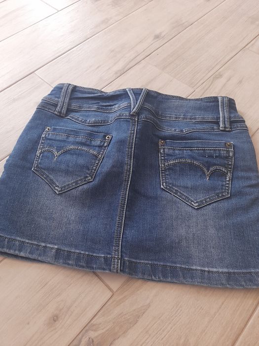 Дънкови поли две за 20лв