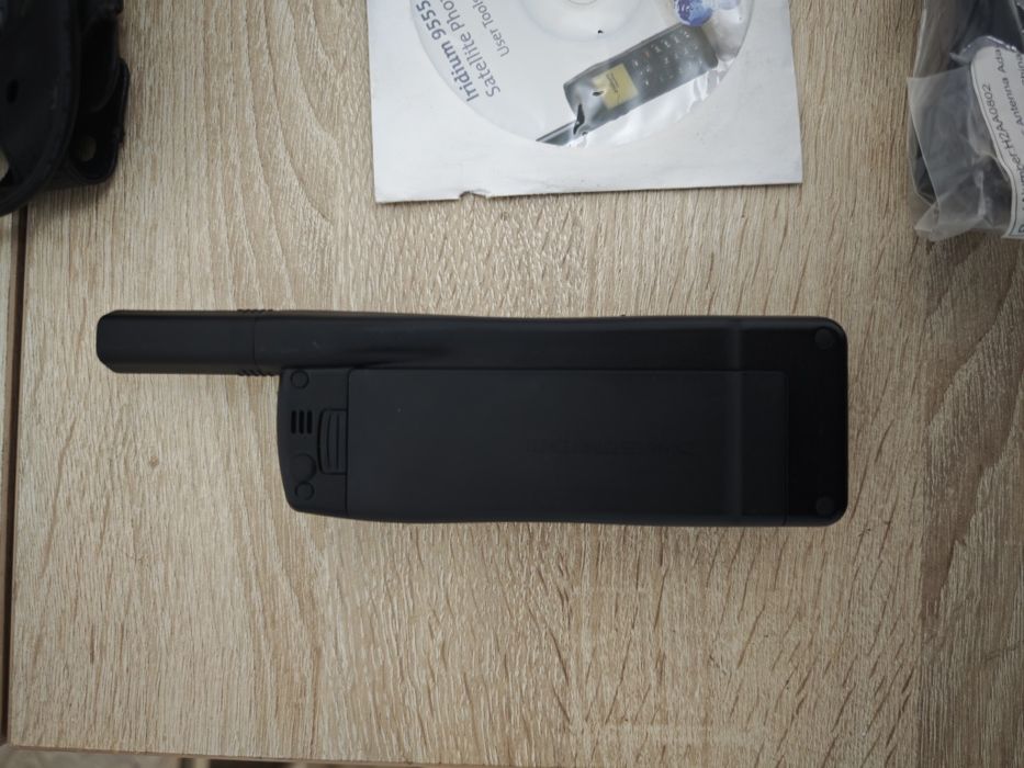 спутниковый телефон Iridium 9555