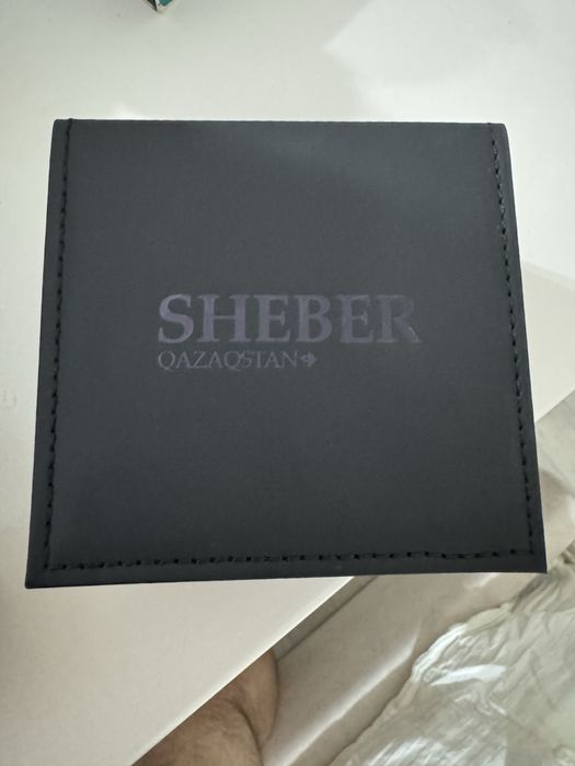 Продам новые часы Sheber