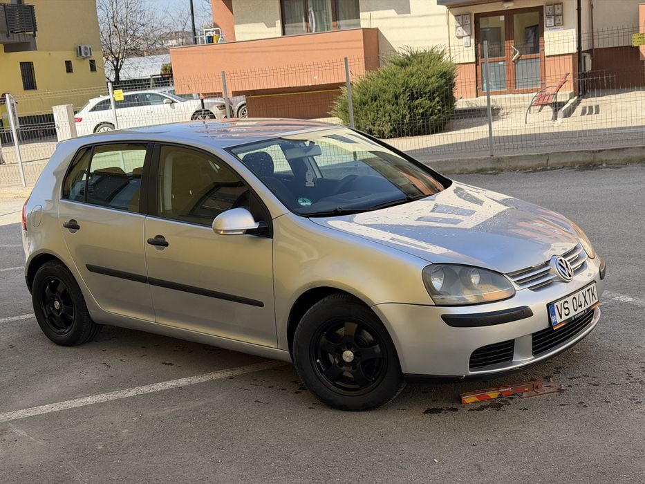 Vw Golf 5 benzina 1.4 / impecabila/ Manuala/