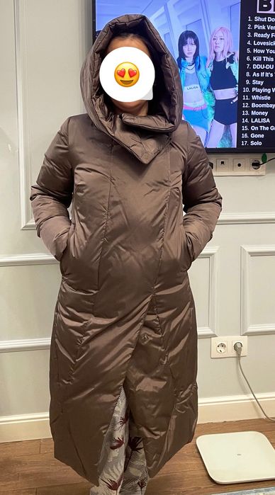 Пуховик новый DELLIONE