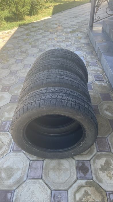 Зимние шины комплект R18
