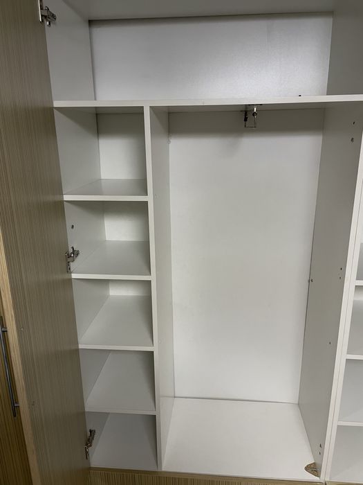 Шкаф для одежды!