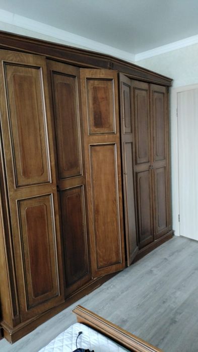 Продам спальный гарнитур бу