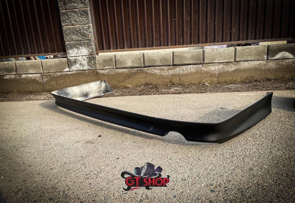 Накладки на чайзер 100