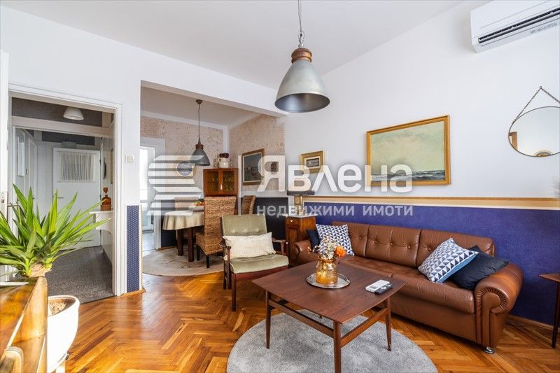 Дава се под наем Двустаен апартамент в Варна, Гръцка махала - 65 кв.м за 650 € - Снимка #1