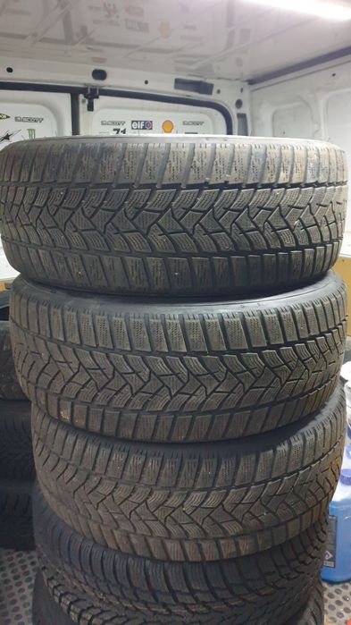 Гуми 205/55/16 Dunlop sp Winter
