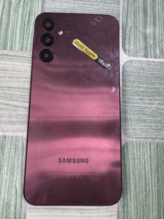 Самсунг а24 128/6