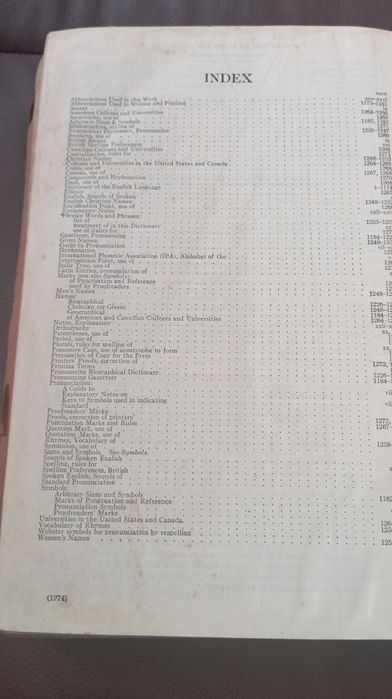 "Webster's" New college dictionary Английски Медицински речник