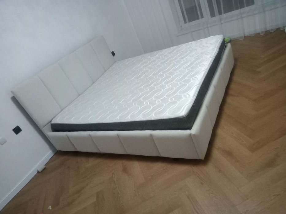 Продам двухспальный кровать