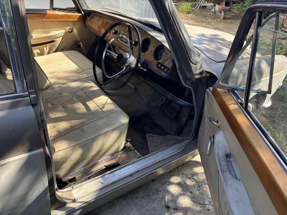 Austin Vanden Princess Proiect de epoca