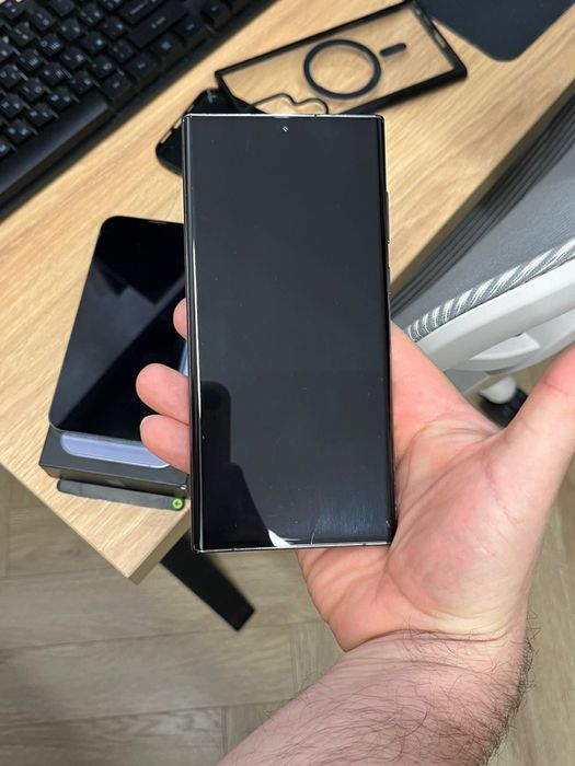 Samsung S22 256 черный