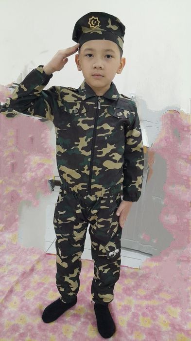 Форма военная от 3 до 11 лет новая.