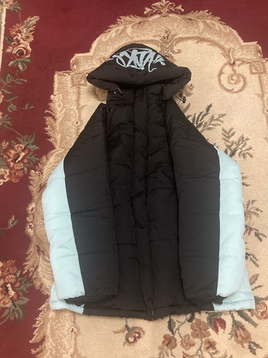 syna world пуховик