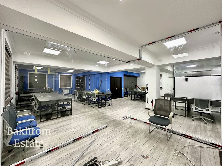 Офис • 200 м² • Нукусская. Пустой. Свободная парковка. Метро рядом