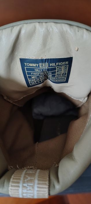 Ботинки Tommy Hilfiger 38 размер