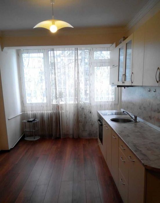 Продава се Двустаен апартамент в София, Изток - 64 кв.м за 2500 €/кв.м - Снимка #3